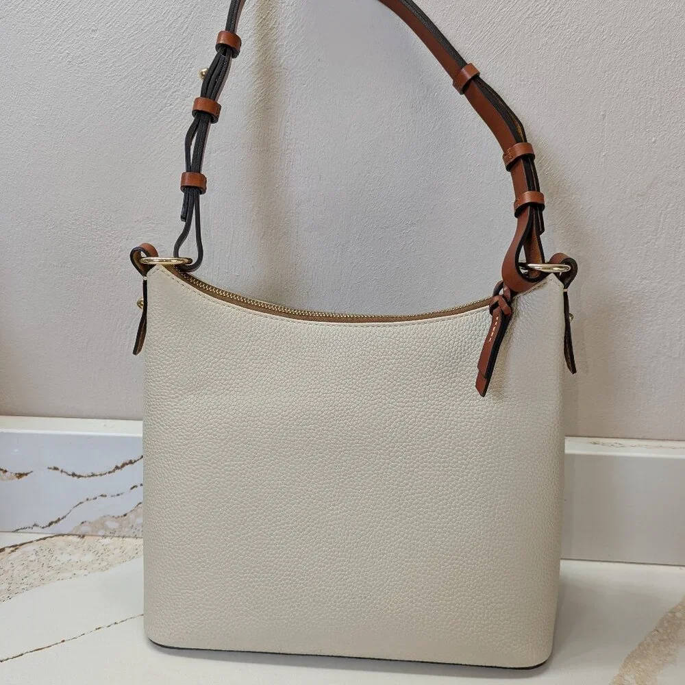 Dooney & Bourke shoulder, pristine condition! - Picture 8 of 8